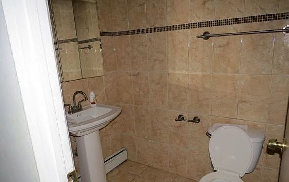 2nd image of 1209 N Harlem Ave APT 3