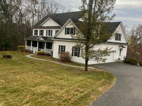 92 Tuttle Road, Woodbury, CT 06798