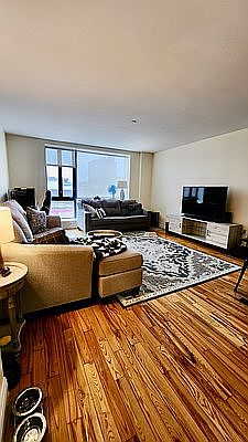 5th image of 30-2 30th St #302