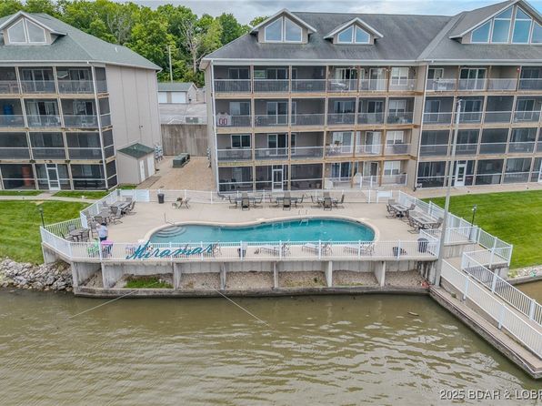 245 Plaza Beach Dr #3C, Camdenton, MO 65020