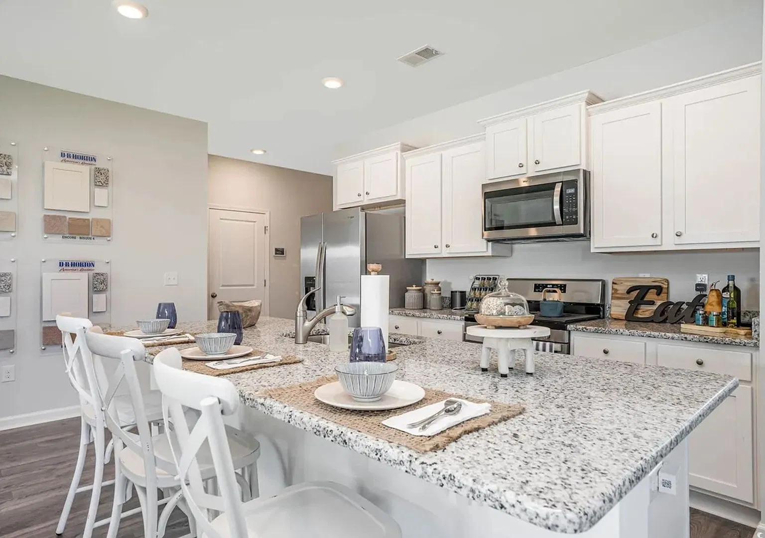 Spacious 4BR House in Little River — Photo 2