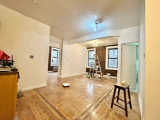 Rented by BRICK & GALO REALTY CORP | media 6