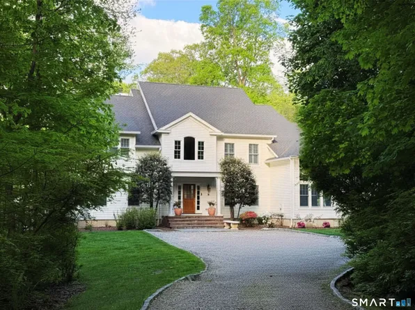 59 Running Brook Lane, New Canaan, CT 06840