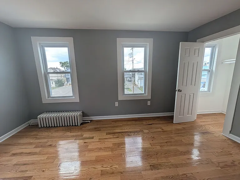 45 2nd Ave — Photo 33