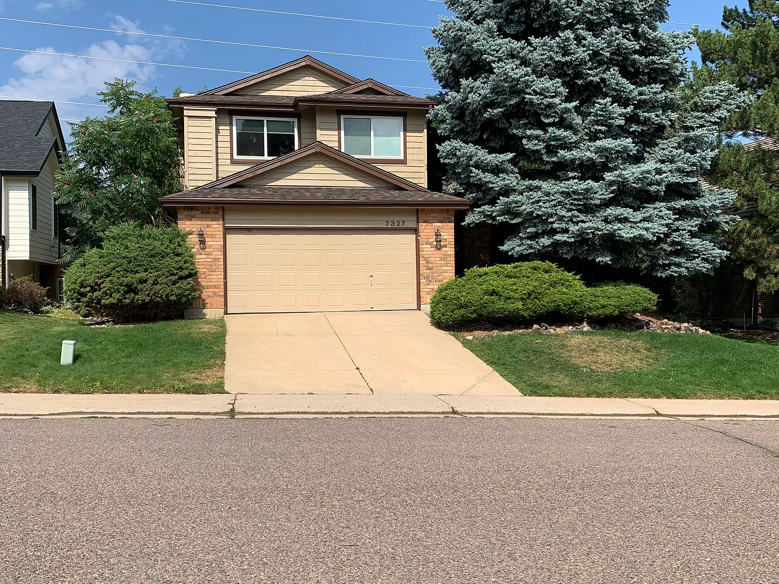 3 bed, 3.5 bath, 3106 sqft, $3,395 — Photo 1