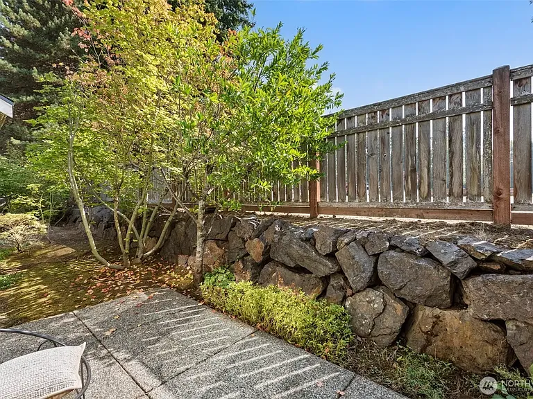 12223 NE 109th Way — Photo 23
