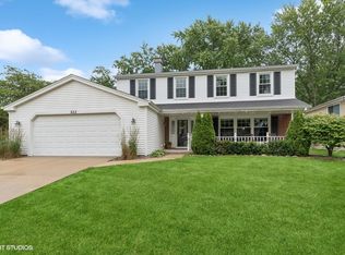 853 Boxwood Ln, Buffalo Grove, IL 60089