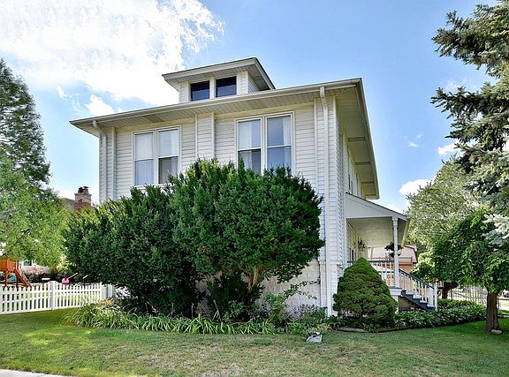 2nd image of 6410 N Olympia Ave