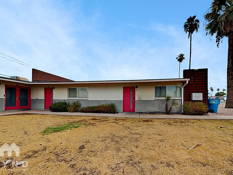 4830 E Willetta St #8 — Photo 1
