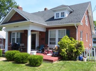 1168 Lindsay St, Lynchburg, VA 24502