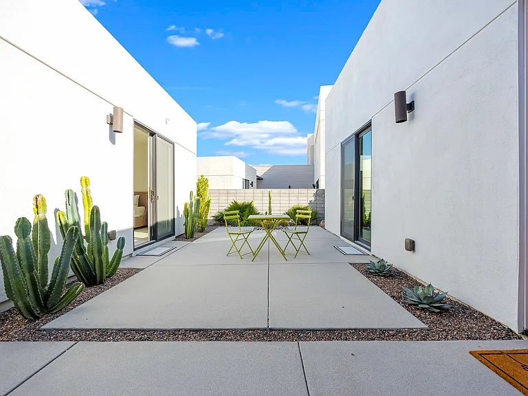 433 Palladium Blvd — Photo 30
