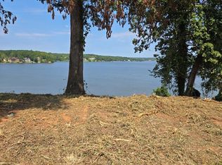 210 Bluff Rd, Greenwood, SC 29649