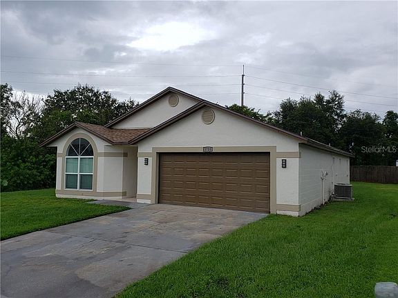 4th image of 1720 Lagoon Cir