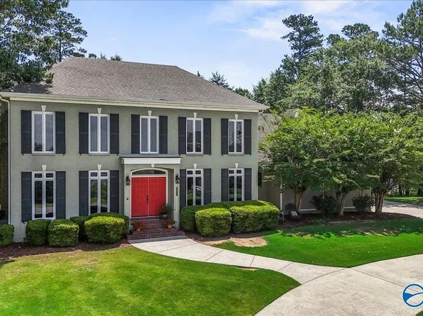 435 Ridgefield Cir, Guntersville, AL 35976