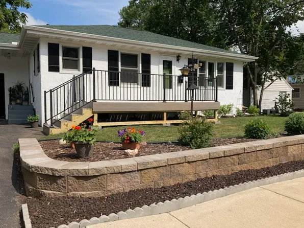 208 Lincoln St N, Northfield, MN 55057