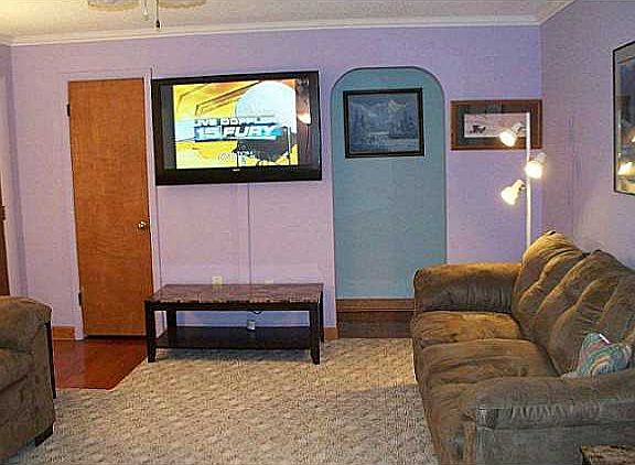 4th image of 105 Millcreek Dr