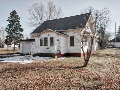 717 Henford Ave, Kingsford, MI, 49802