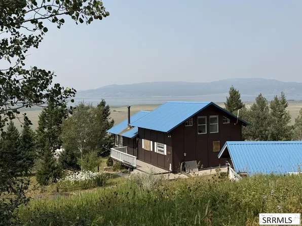 5175 Mountain Dr, Island Park, ID 83429