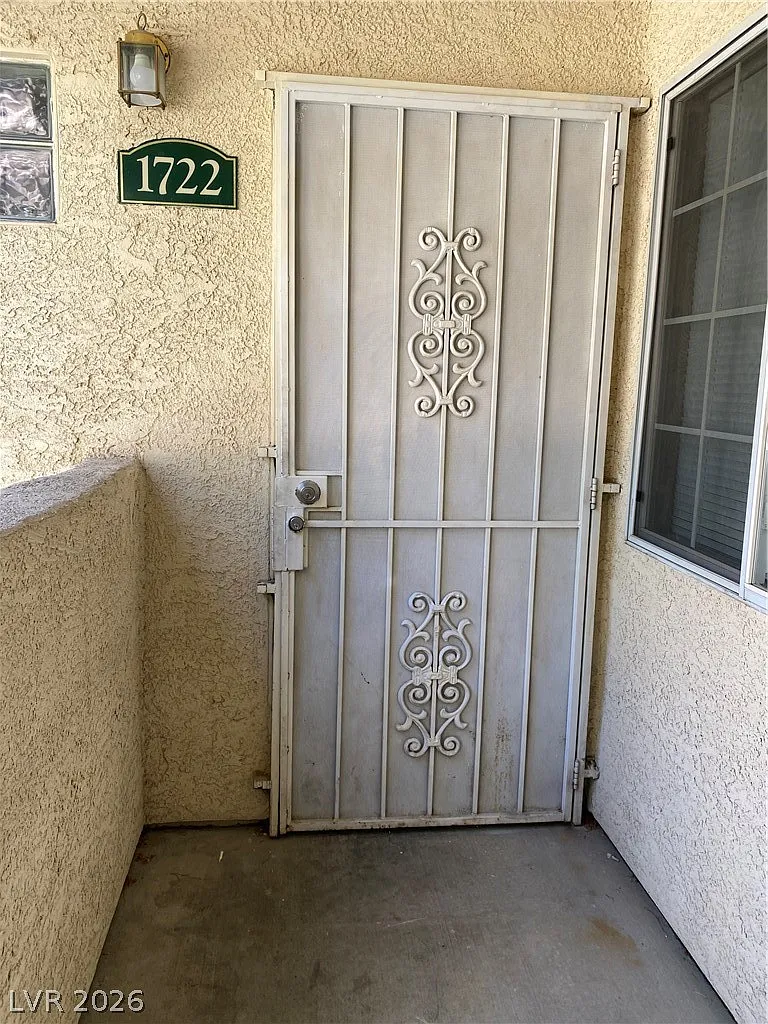 2 bed, 2.0 bath, 1028 sqft, $1,545 — Photo 3
