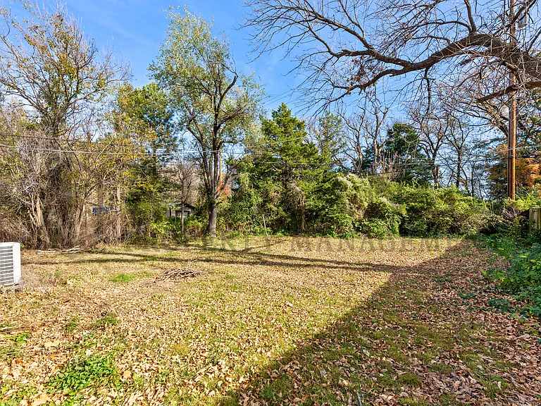 1780 N Old Manor Rd — Photo 2