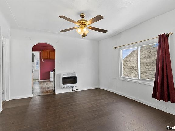 2nd image of 5151 Yemans St