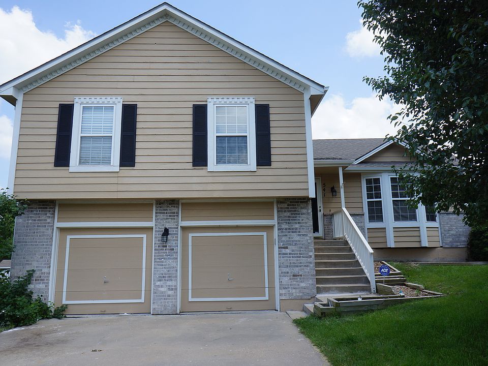 1st image of 541 SE Ashton Dr