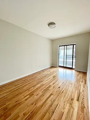 Rented by Peter Ashe | media 9