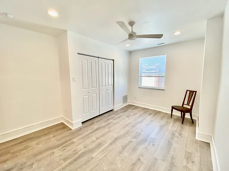 2532 S Broad St — Photo 18