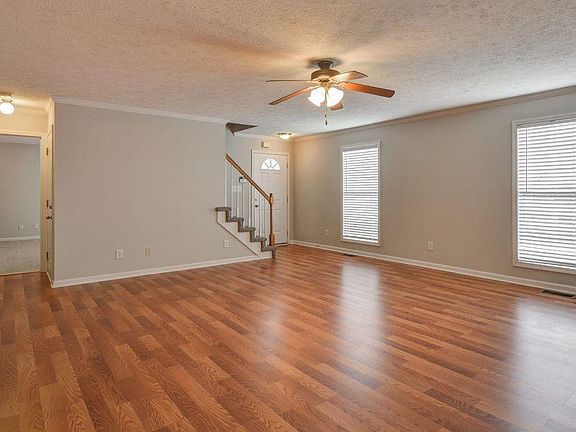 2nd image of 3479 Hickory Glen Dr