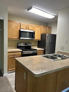 4th image of 5685 Chatford Dr #20