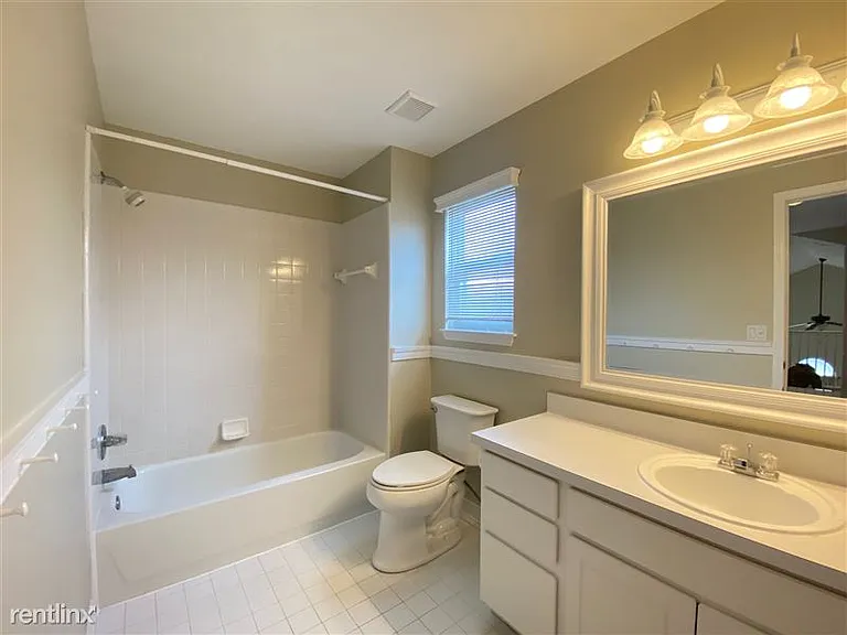 6710 Summerdale Ct E — Photo 32