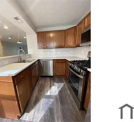 5504 Midwood Ave #2 — Photo 11