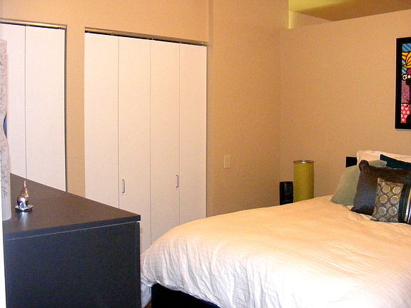 4th image of 310 S Michigan Ave Unit 1411