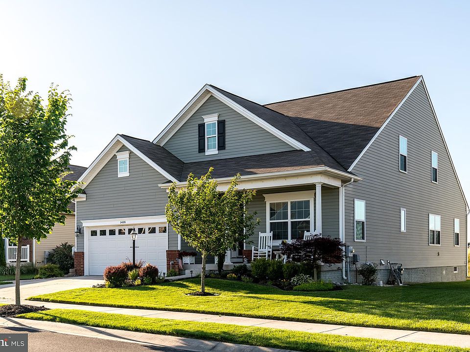 1st image of 24886 Magnolia Cir