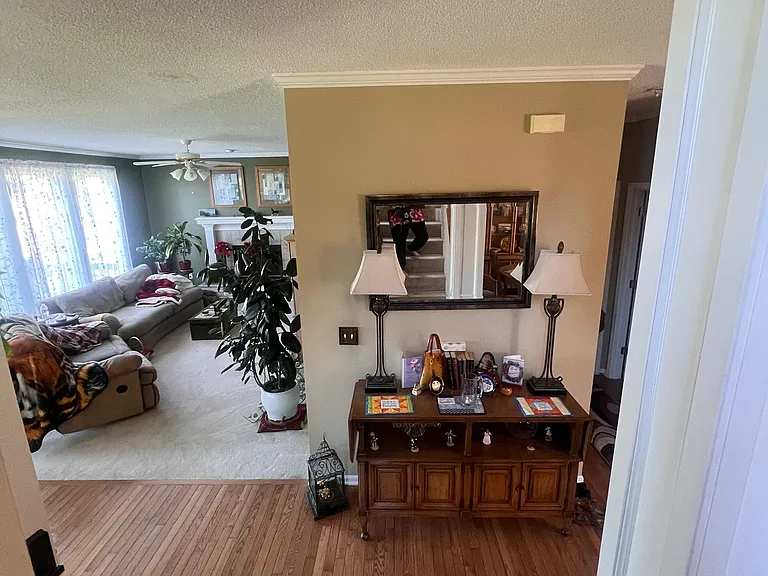 14725 S Greenwood St — Photo 18