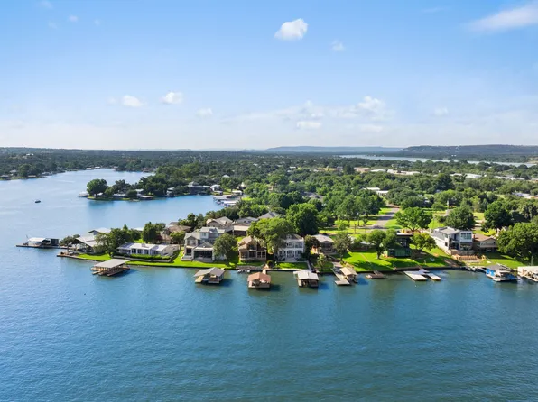 409 Lakeshore Ln, Sunrise Beach, TX 78643