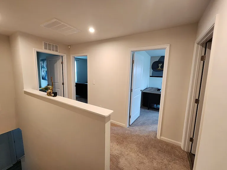 6816 Ludell Ln — Photo 7