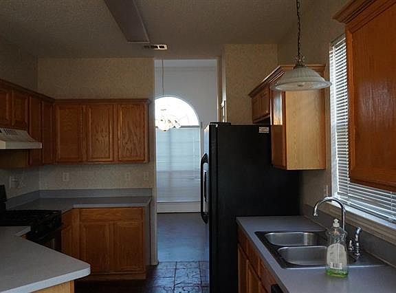 4th image of 4113 Wynford Dr