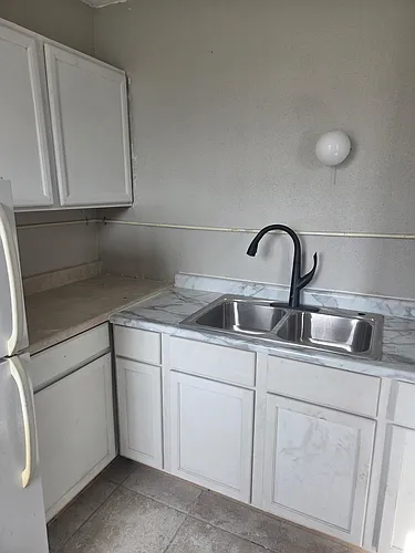 843 N 24th St #203 Photo 1