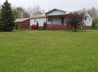 252 State Line Rd, Darlington, PA 16115