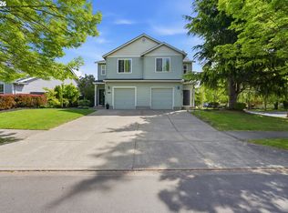 2320 NW Meadows Dr, McMinnville, OR 97128