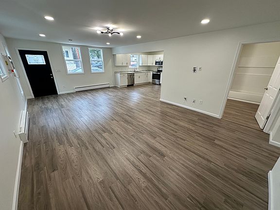 4th image of 110 Saint John St