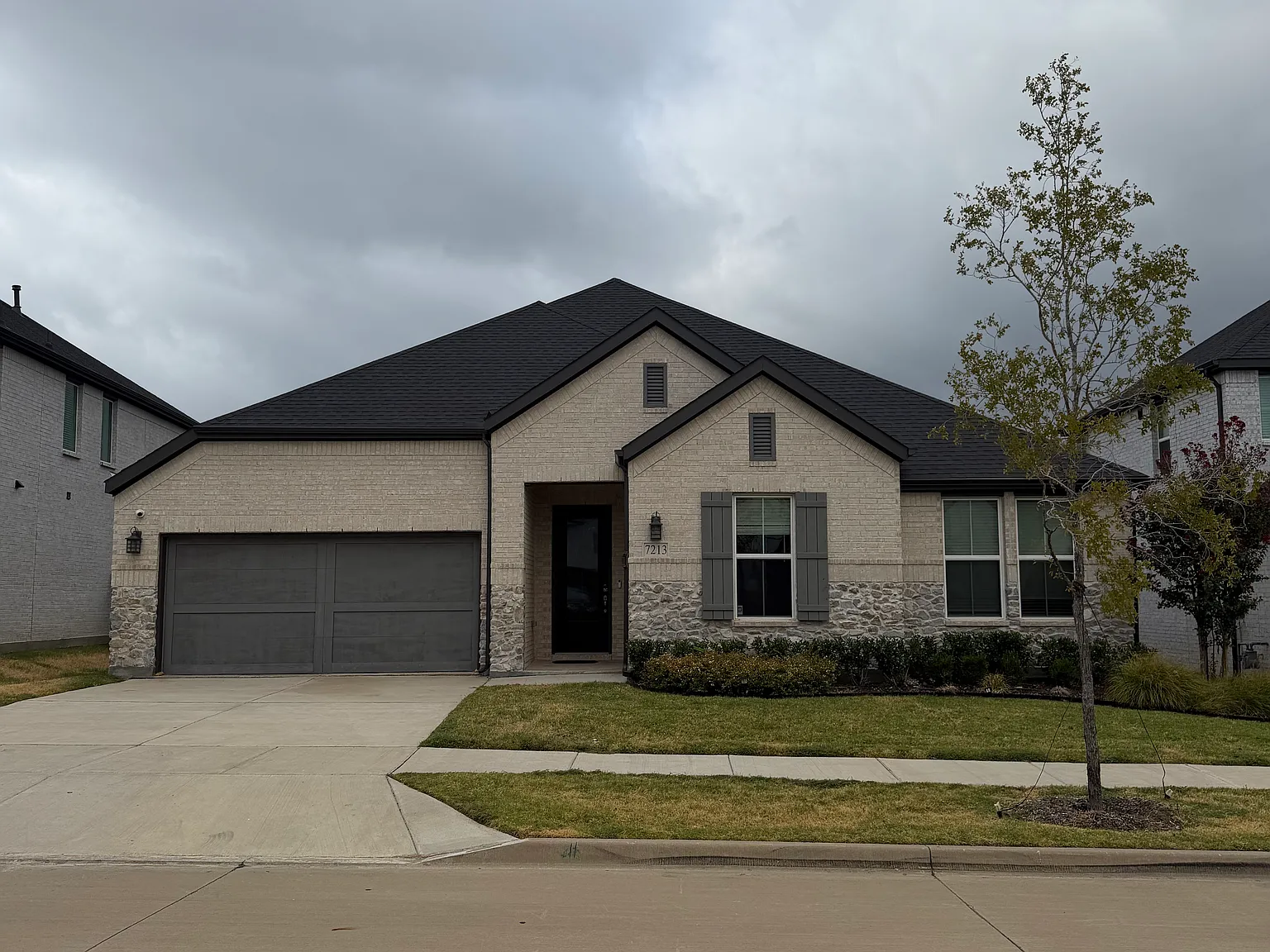 4 bed, 2765 sqft, $2,800 — Photo 1