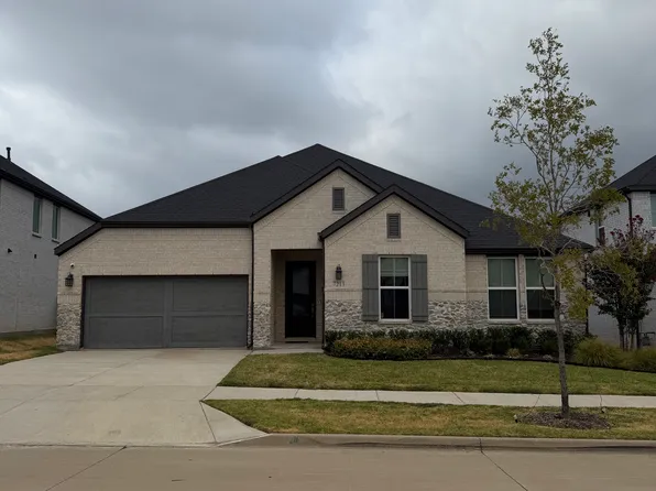 7213 Camilla St, Aubrey, TX 76227