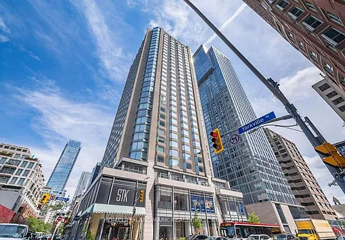155 Yorkville Ave #901 Photo 1