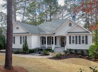 1761 Parrotts Pointe Rd, Greensboro, GA 30642