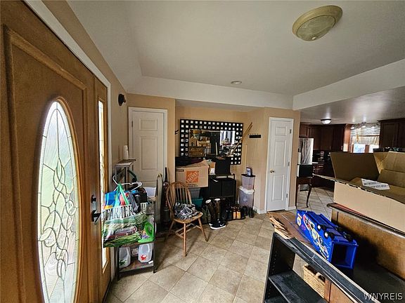 2nd image of 795 Tiona Rd