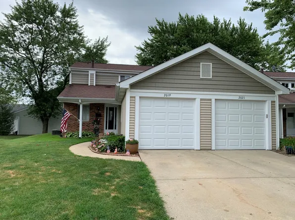 2019 Raleigh Pl, Hoffman Estates, IL 60169