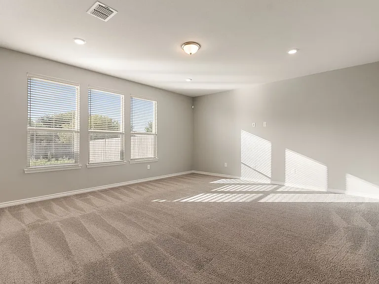 8326 Belgard Cv — Photo 6