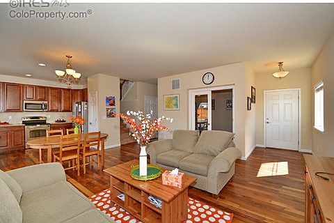 2nd image of 779 Westcliff Dr